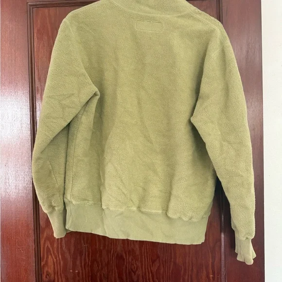 Province of Canada Fleece Pullover in Moss - Picture 3 of 6